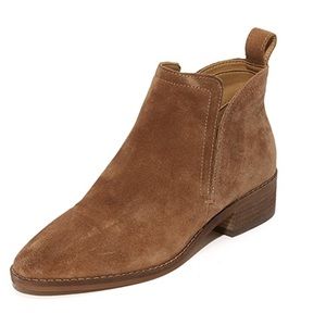 Dolce Vita Tessey Ankle Booties